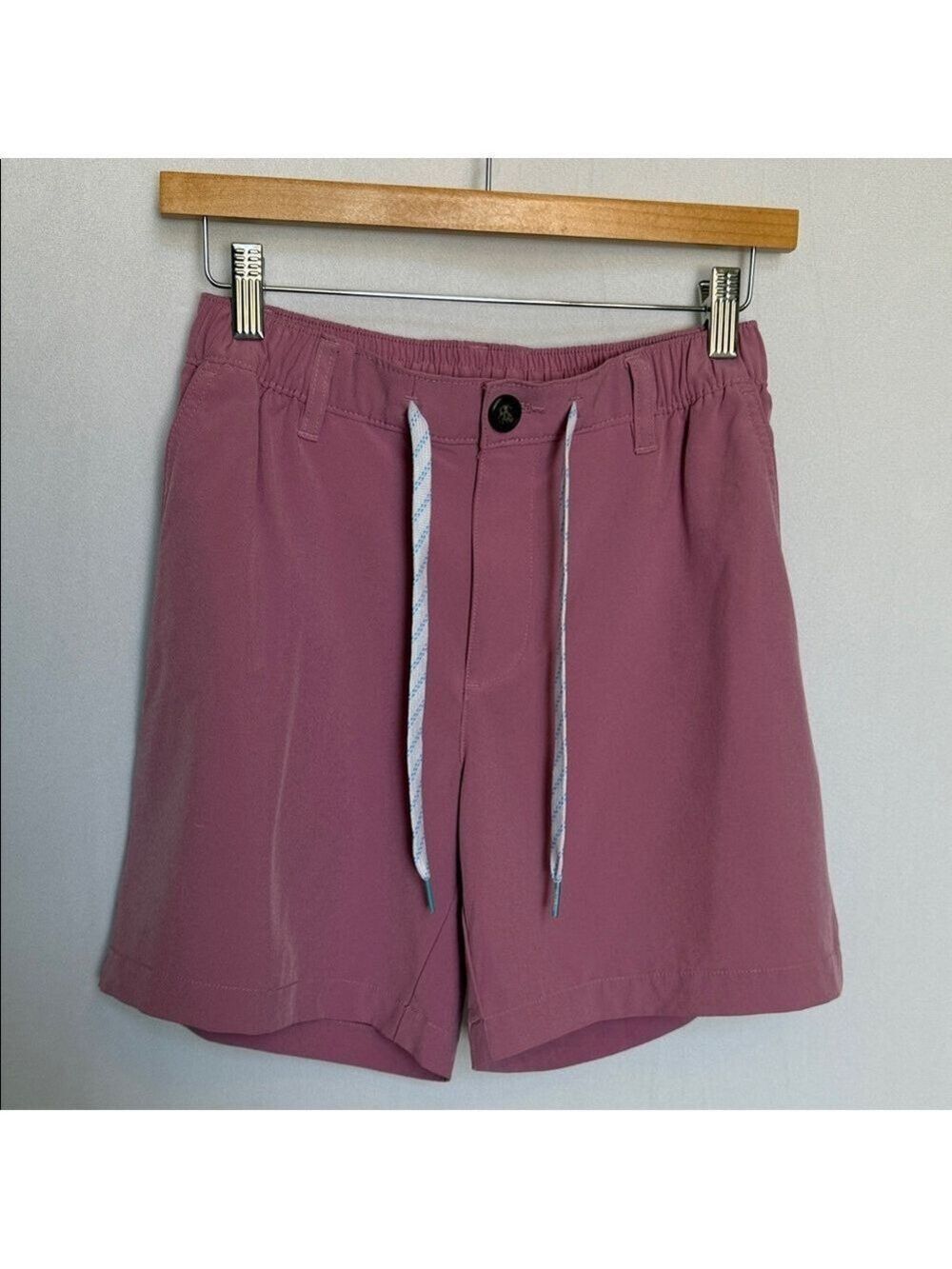 Chubbies Men's Everywear Shorts Size S in Medium Pink 6” Inseam Performance Golf